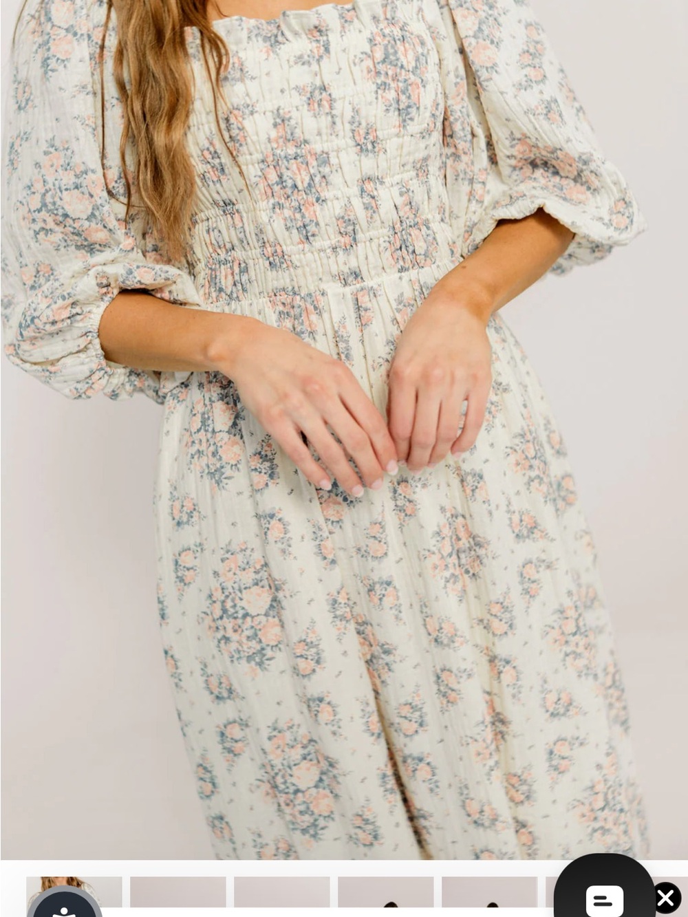 Floral Puff-Sleeve Maxi Dress in Cream and Pink - Picture 3 of 6